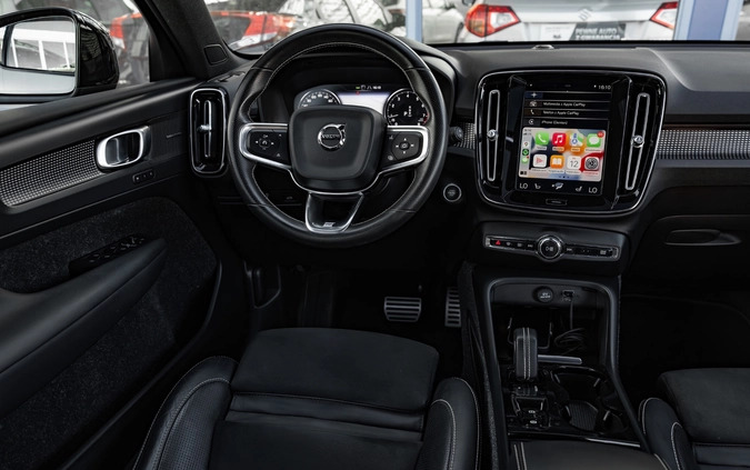 Volvo XC 40 cena 119900 przebieg: 147615, rok produkcji 2019 z Golub-Dobrzyń małe 781